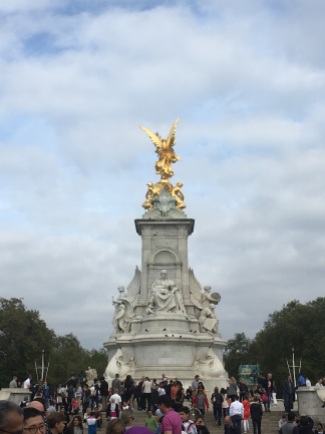 The Queen Victoria Memorial in front of Buckingham Palace